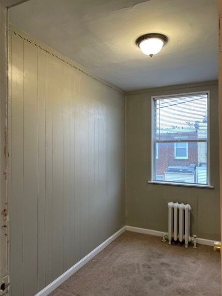 Building Photo - 2435 S Milan St