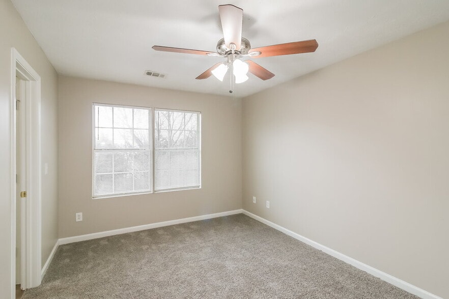 Building Photo - 1642 Boxcar Pl NE