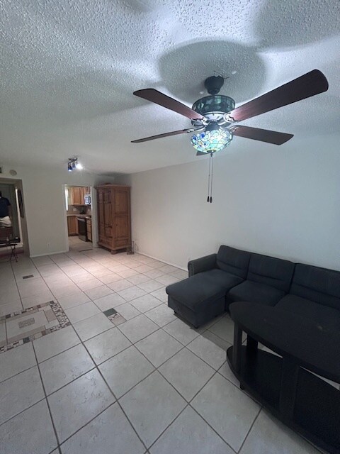 Building Photo - 5090 SW 64th Ave