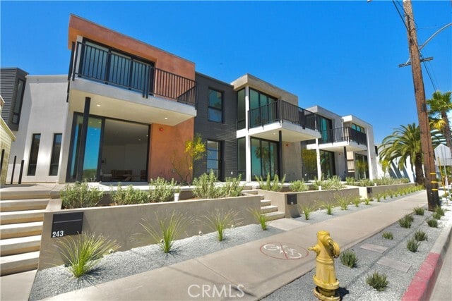 Building Photo - 245 Seal Beach Blvd