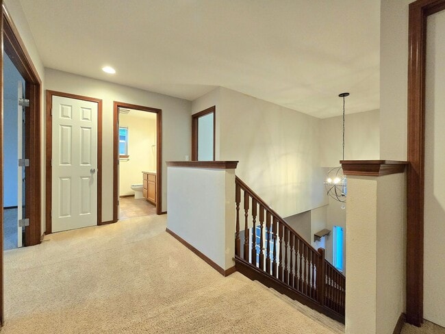 Building Photo - 4 Bedroom Home in Marysville Available Now