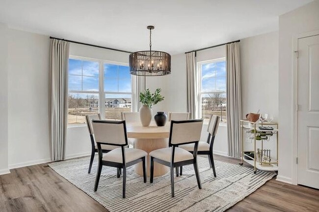 Building Photo - 438 Lakeshore Ct