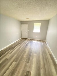 Building Photo - 4909 Meding St