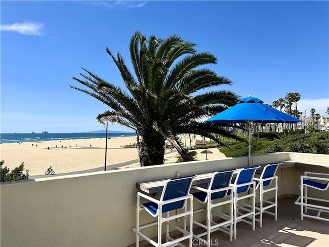 Building Photo - 711 Pacific Coast Hwy