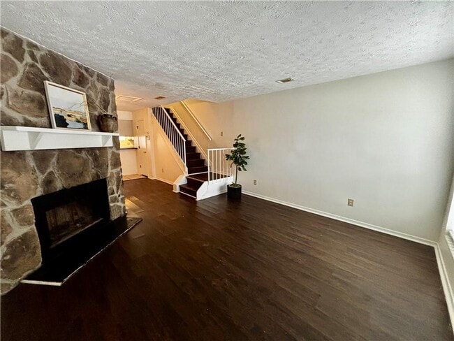 Building Photo - 464 Prince of Wales