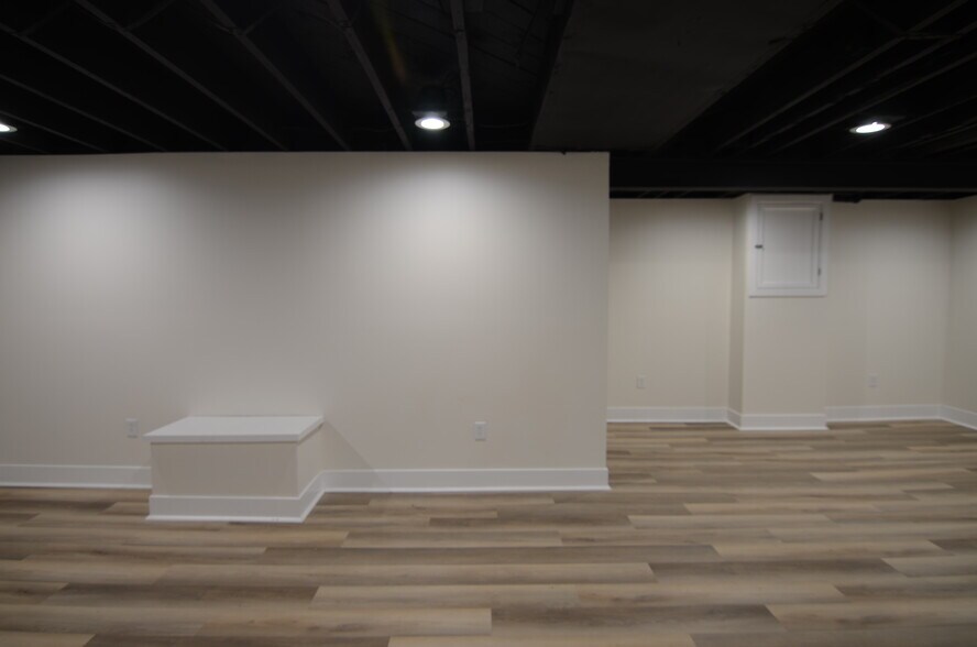 Building Photo - 7294 Chetbert Dr