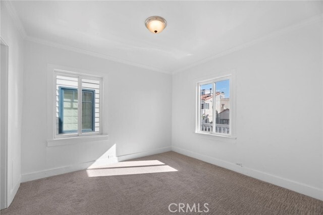 Building Photo - 303 28th St