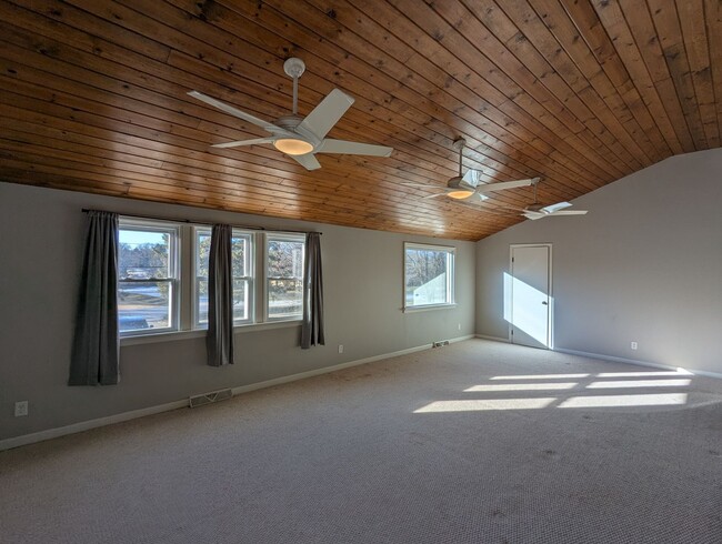 Building Photo - W136N7084 Claas Rd