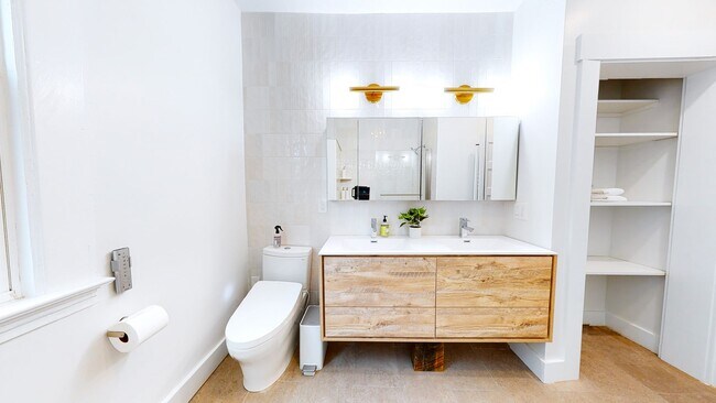 Building Photo - 276-278 Willow St