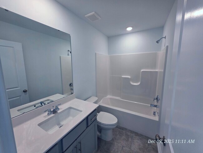 Building Photo - 184 N Finley Lndg Pkwy