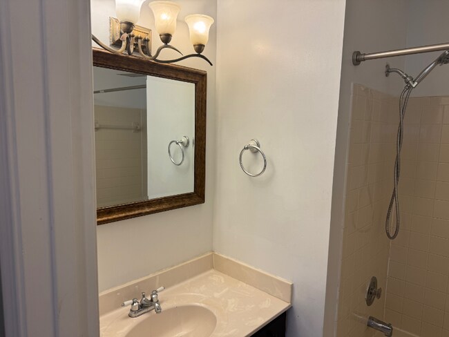 Building Photo - 4269 Berwick Pl