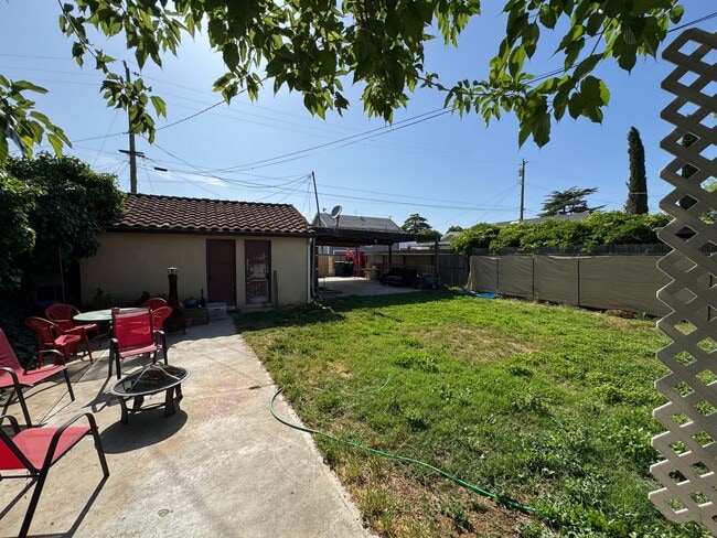 Building Photo - Warm and Inviting 2 bedroom home in Newman