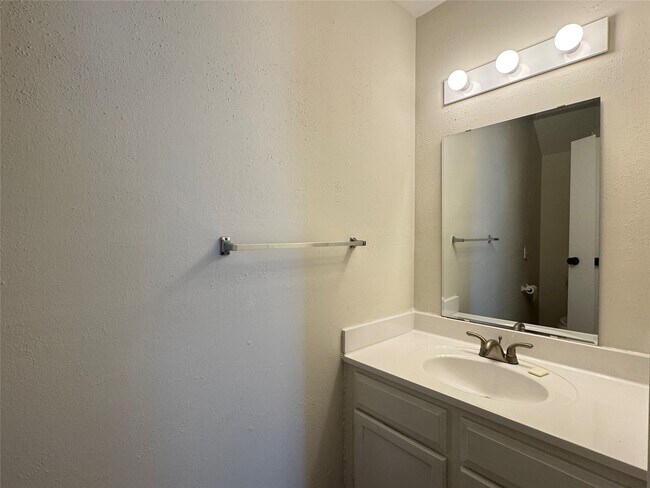 Building Photo - 6500 Sands Point Dr