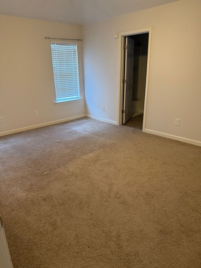 Building Photo - 3 BR/2BA | Newly Renovated Single Family Home |Attached garage  | Fenced  backyard | In Cordova!