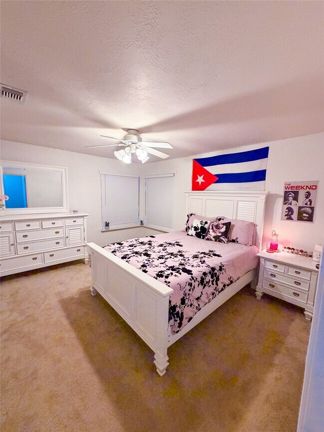 Building Photo - 13422 Blackbird Dr