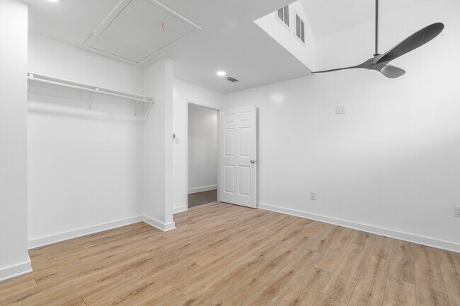 Building Photo - 19102 Lookout Mountain Ln