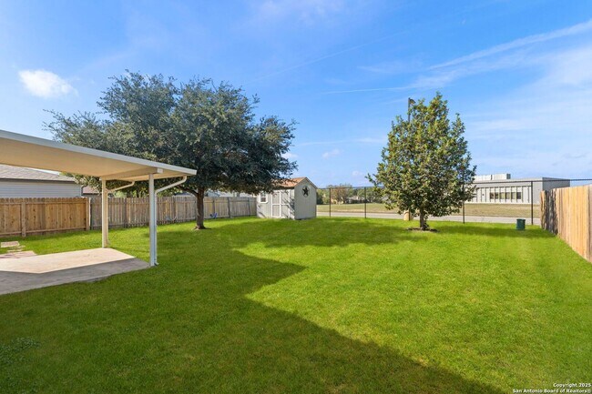 Building Photo - Well-Maintained 3-Bedroom Home – Ideal for Students & Professionals!