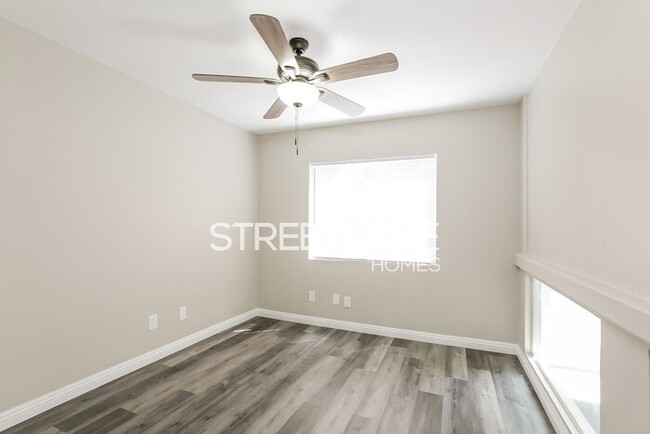 Building Photo - 3 Bedroom in Las Vegas!