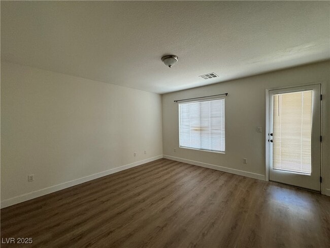 Building Photo - 4243 S Sugar Dr
