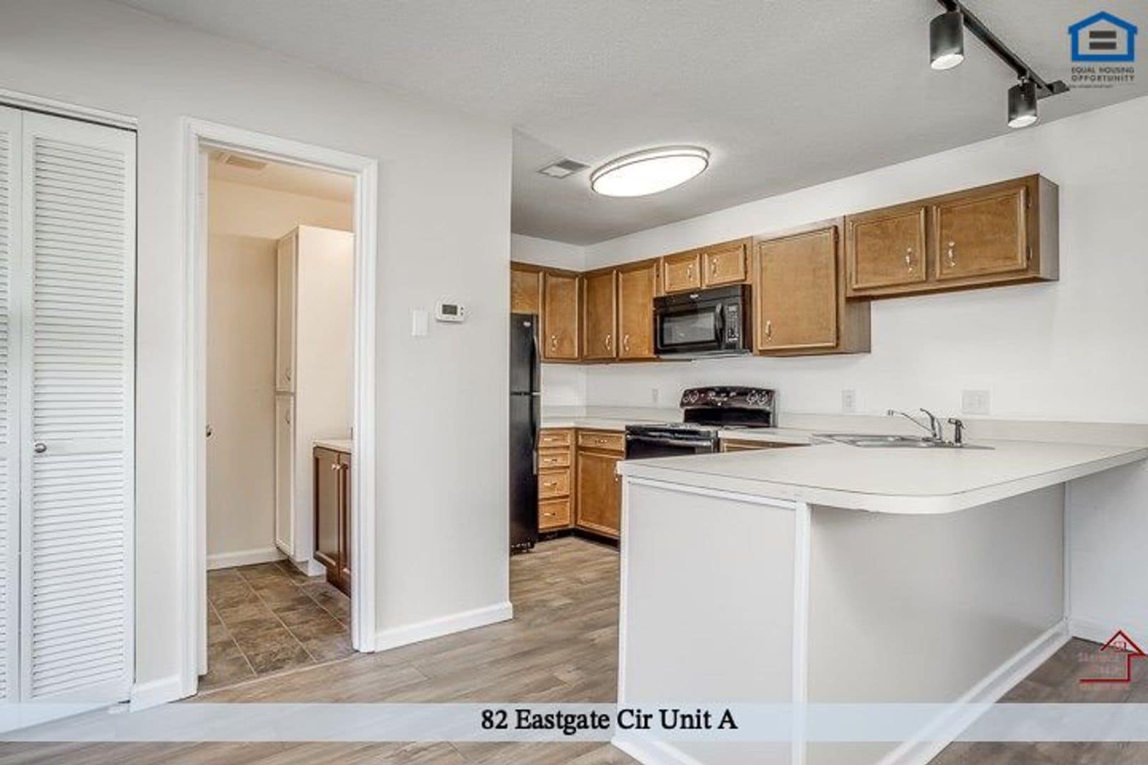 Building Photo - 82 Eastgate Cir