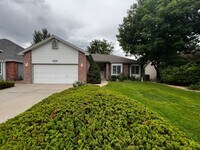 Building Photo - Charming 3 bed, 3 bath Ranch Home in South Fort Collins