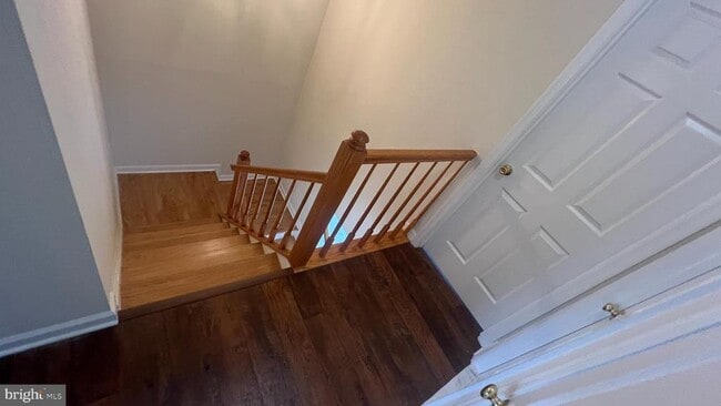 Building Photo - 20320 Cedarhurst Way