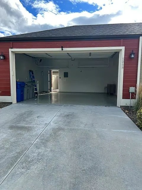 Building Photo - 5068 W Targee St