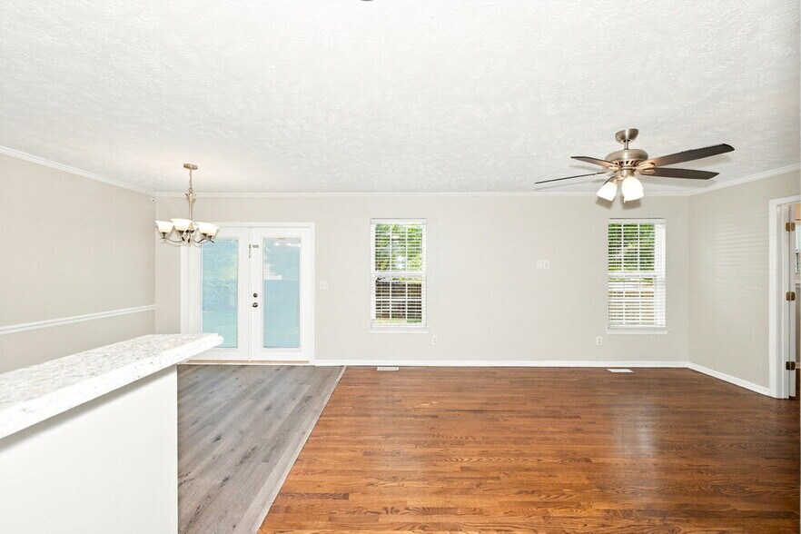 Building Photo - 937 Pebble Beach Cir