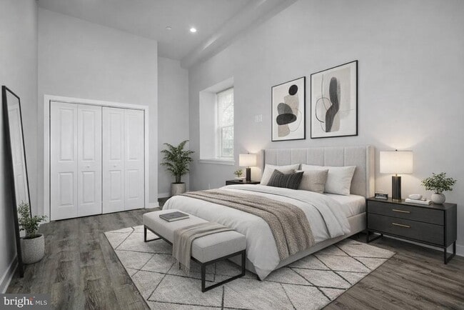 Building Photo - 2327 Wharton St