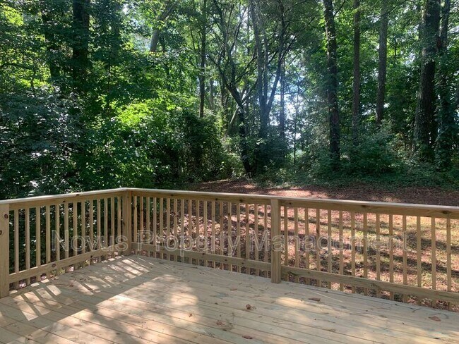 Building Photo - 7439 Mason Falls Dr