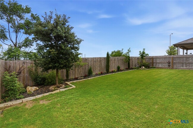 Building Photo - 2905 Greenbriar Rd