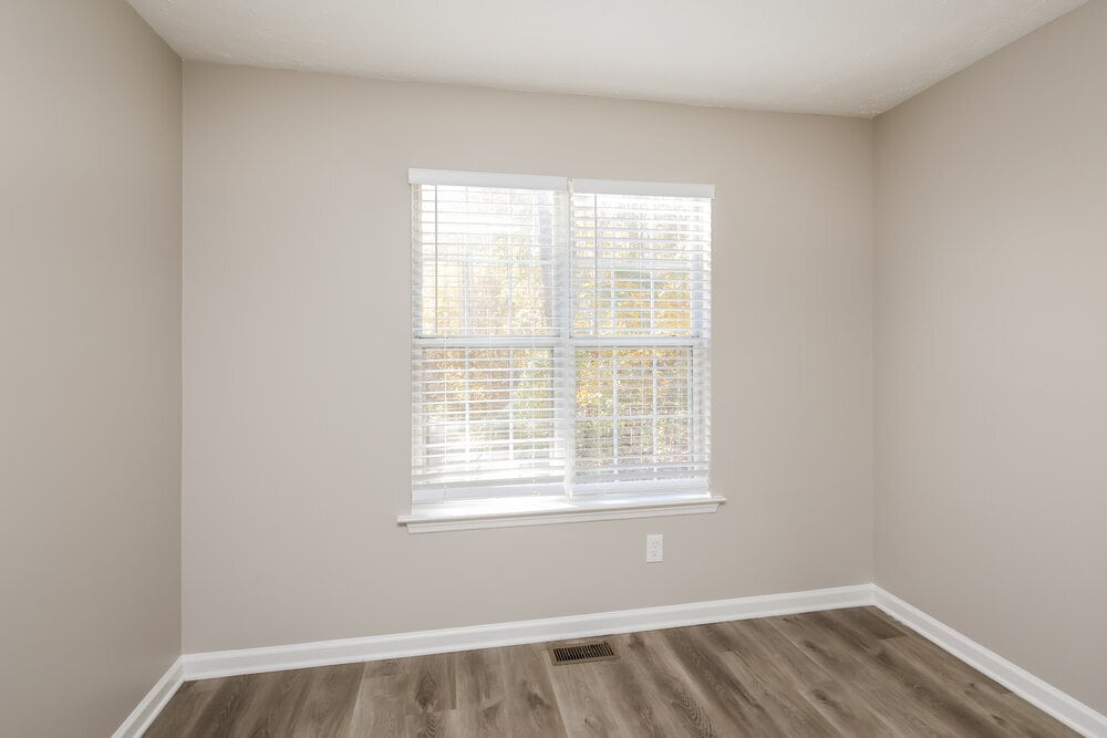 Building Photo - 5875 Bellingrath Way