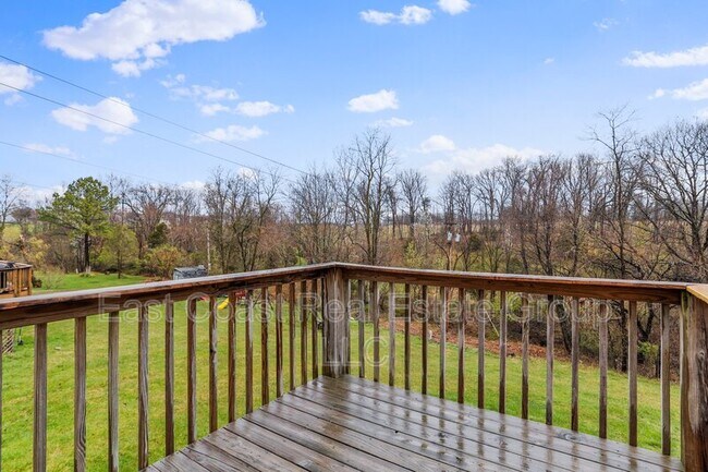 Building Photo - 339 Clifford Dr