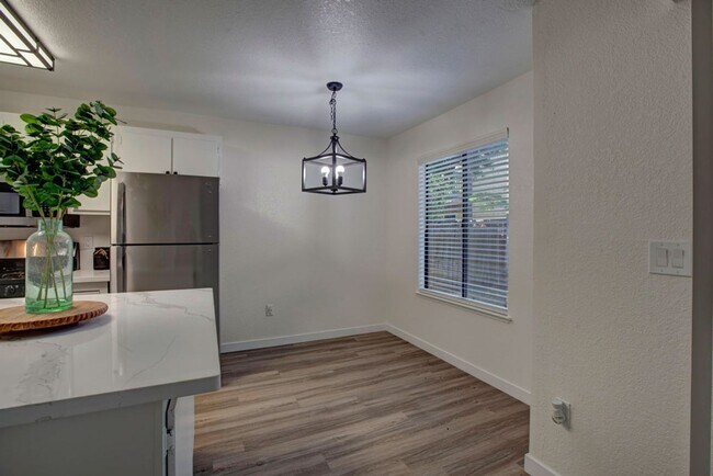 Interior Photo - St. George Apartments