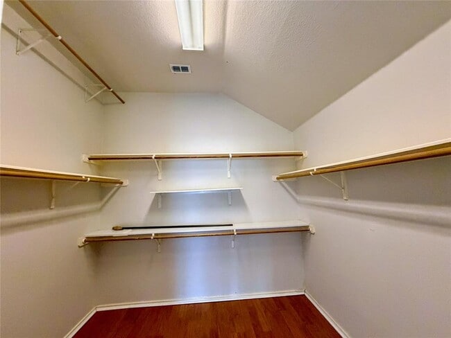 Building Photo - 8618 Columbia Falls Dr