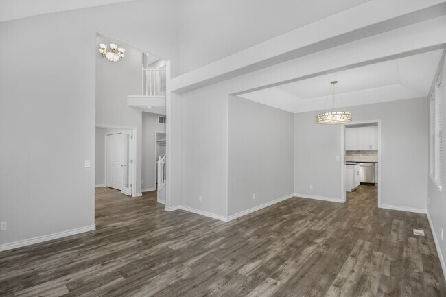 Building Photo - Discover Your Dream Home in Sterling Park!