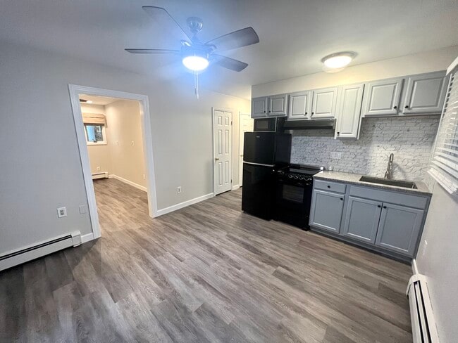 Primary Photo - 122 Cortelyou St