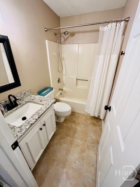 Building Photo - 428 Floyd Cir