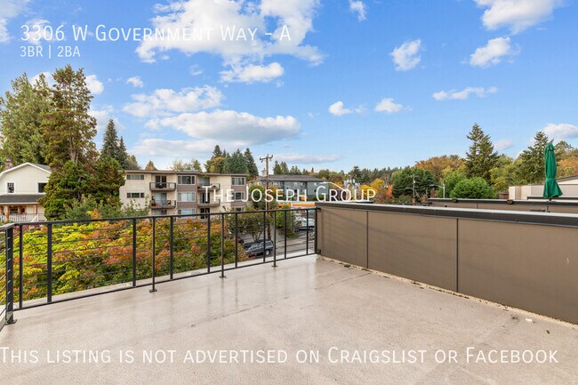 Building Photo - Stunning Magnolia 3 bed w/rooftop deck