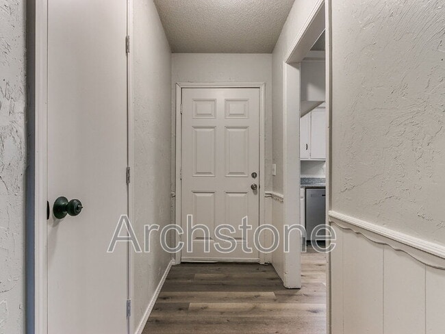 Building Photo - 401 NW 86th St