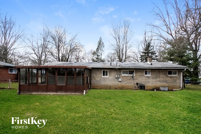 Building Photo - 1317 Hathaway Dr