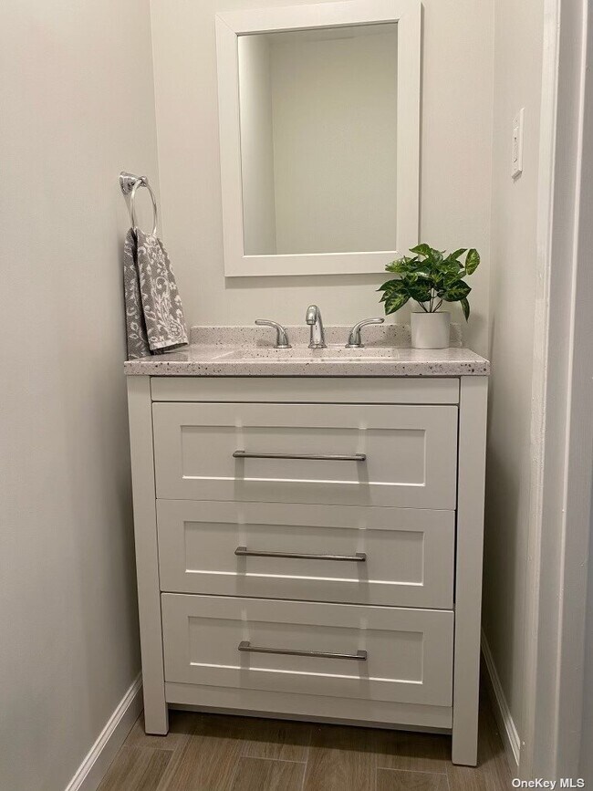 Building Photo - 232 Springmeadow Dr