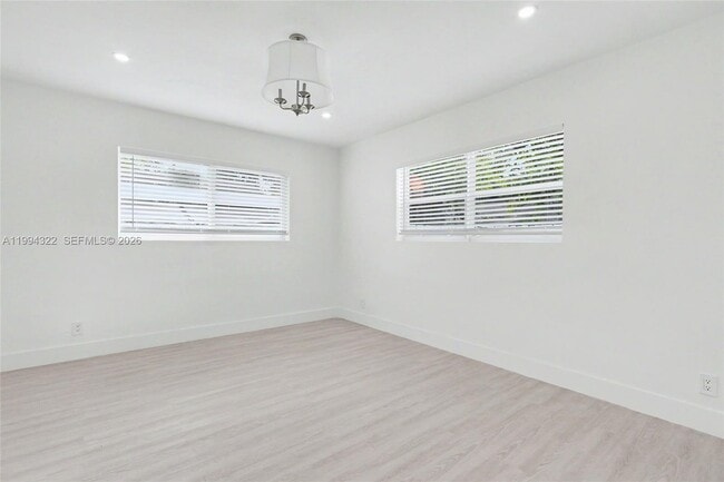 Building Photo - 55 SW 13th St