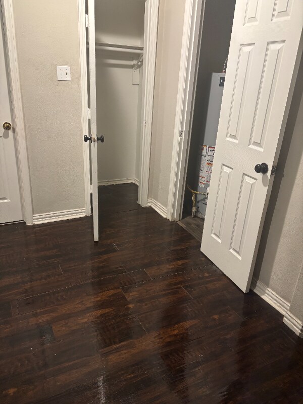 Building Photo - 513 Camp Dr
