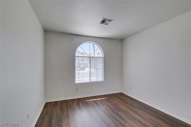 Building Photo - 8216 Ogee Dr