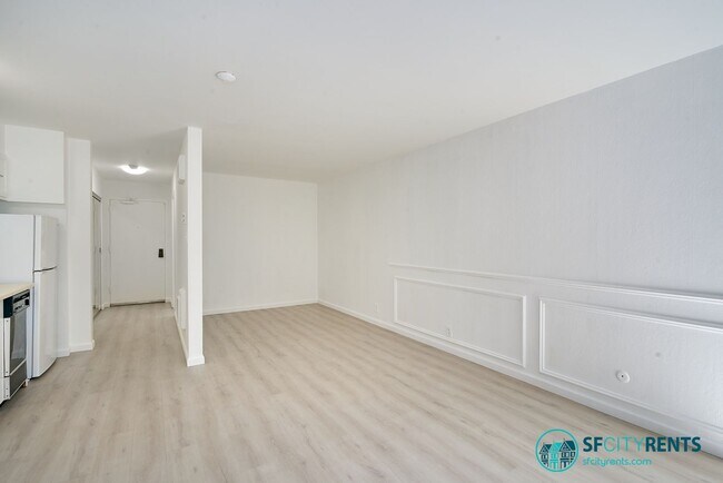 Building Photo - Pacific Heights: Studio w/ Sleeping Alcove, Dining Area, & Laundry Onsite