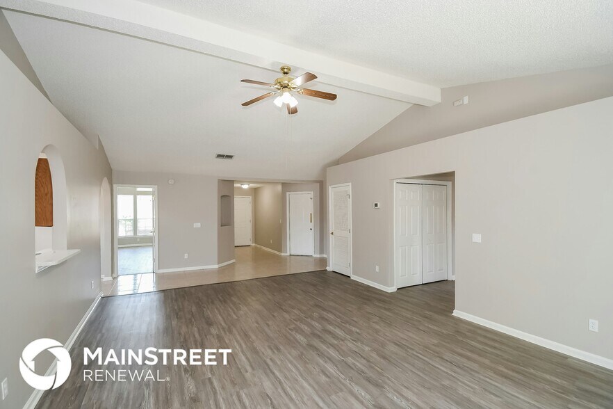 Building Photo - 8294 Rocky Creek Ct