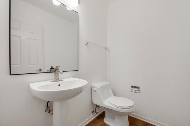 Building Photo - 54 Egg Harbour Ct