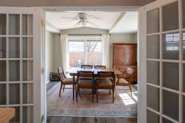 Building Photo - Prime Tremont Location | 2BR with Yard & Parking