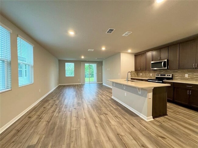 Building Photo - 17124 Cagan Crossings Blvd
